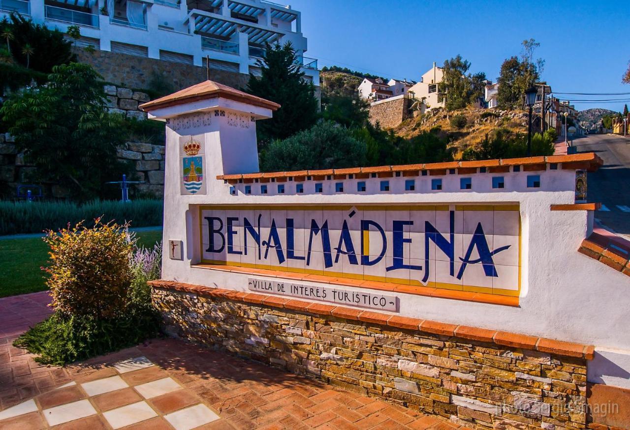 Lomas De Mena 20 - Atico Con Vistas Al Mar - Barbacoa Y Piscina- Parking Gratis -excelente Conexion Wifi *