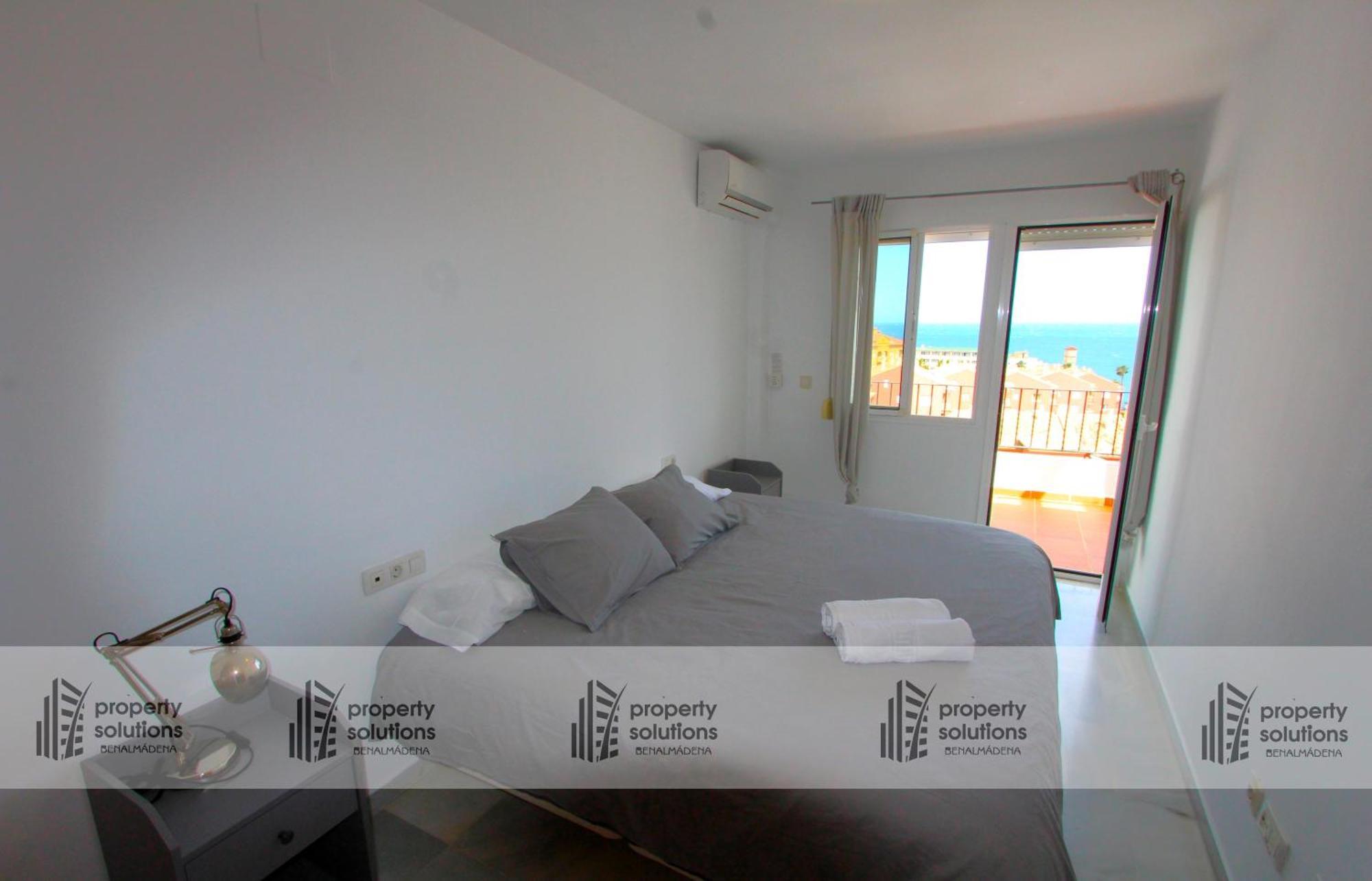 Lomas De Mena 20 - Atico Con Vistas Al Mar - Barbacoa Y Piscina- Parking Gratis -excelente Conexion Wifi Lejlighed Benalmádena